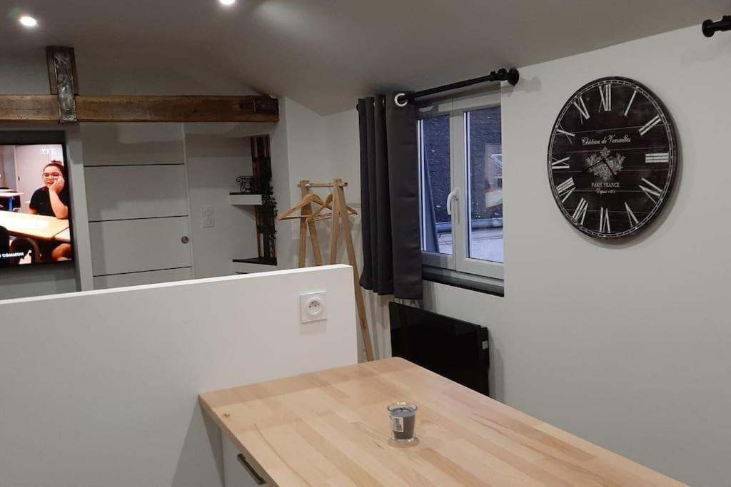 Studio Chaleureux En Hyper Centre Charleville-Mezieres Exterior foto